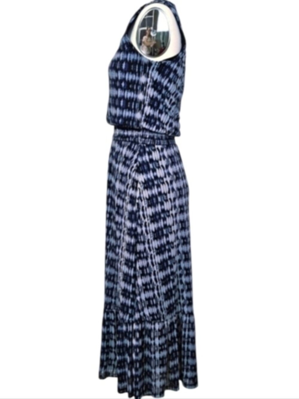 EVEREVE Ava V-Neck Sleeveless Smocked Mesh Midi Dress Blue Multi XS - Picture 4 of 10